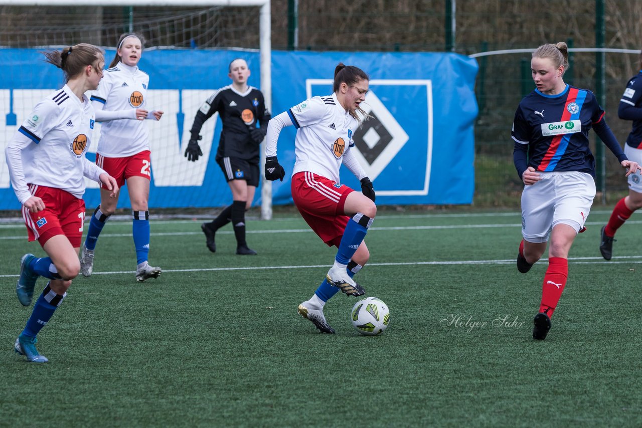 Bild 129 - wBJ HSV - F Holstein Kiel : Ergebnis: 0:6